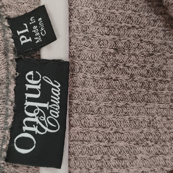 Onque Casual  Women's Knit Sweater in Heather Pink And Dark Grey - Picture 5 of 8